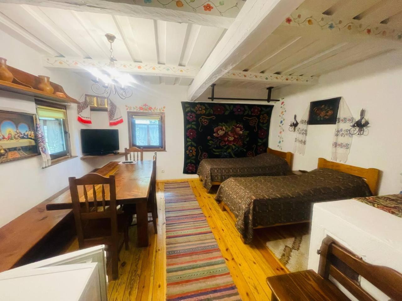 فندق Ethno Complex Ukrayinske Selo Buzovaya المظهر الخارجي الصورة